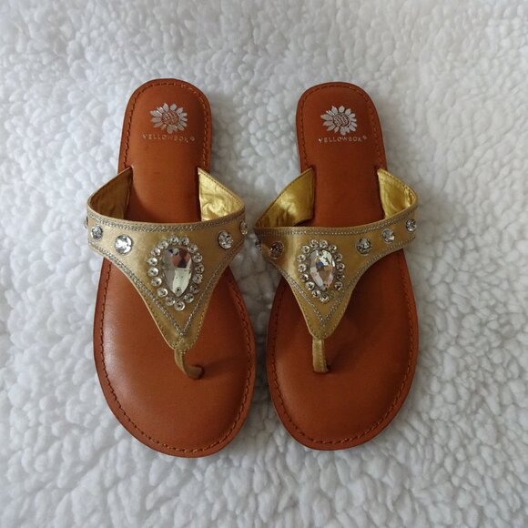 Yellow Box thong sandals Silver and Gold Crystals NIB sz8.5 - Picture 1 of 7